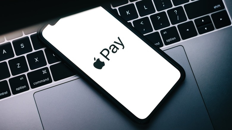 From now on, Apple can no longer use its control over the iPhone ecosystem to keep other mobile wallets out of the market.
Image Source: Slash Gear