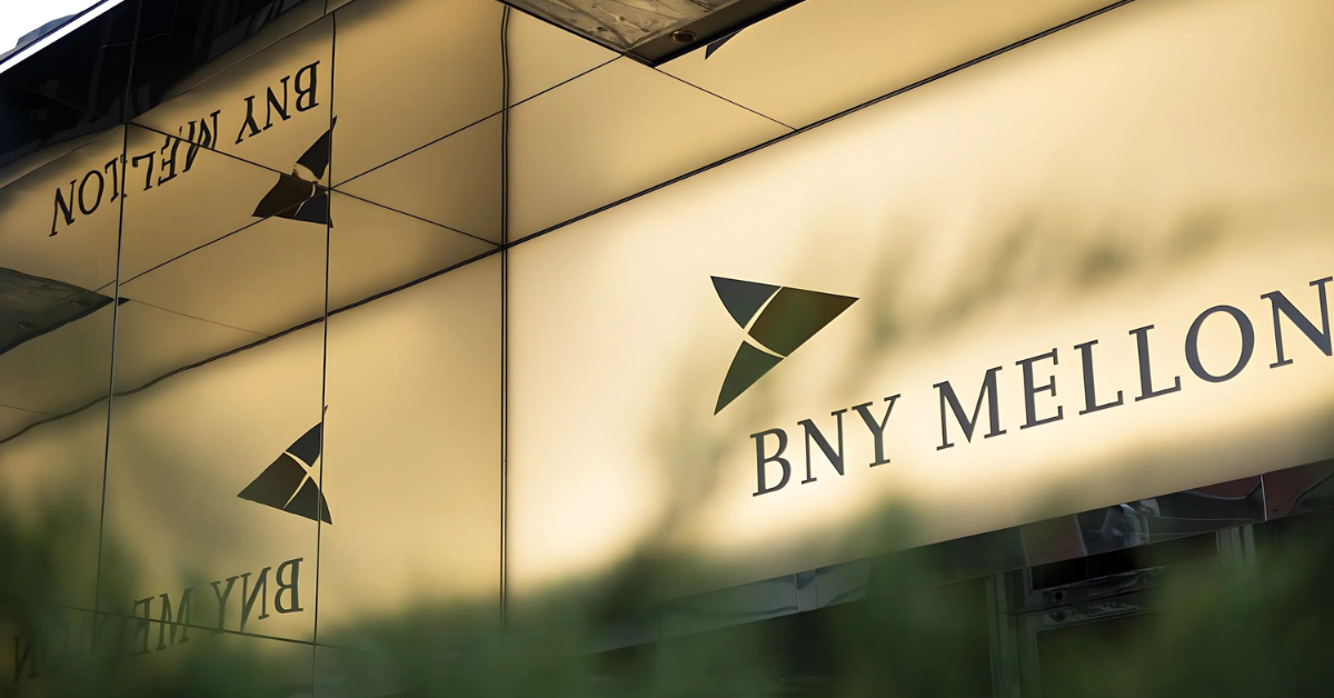 Russian court freezes USD 372 million in funds held by U.S. banks BNY Mellon and JP Morgan Chase through their Russian affiliates.
Image Source: Coindesk